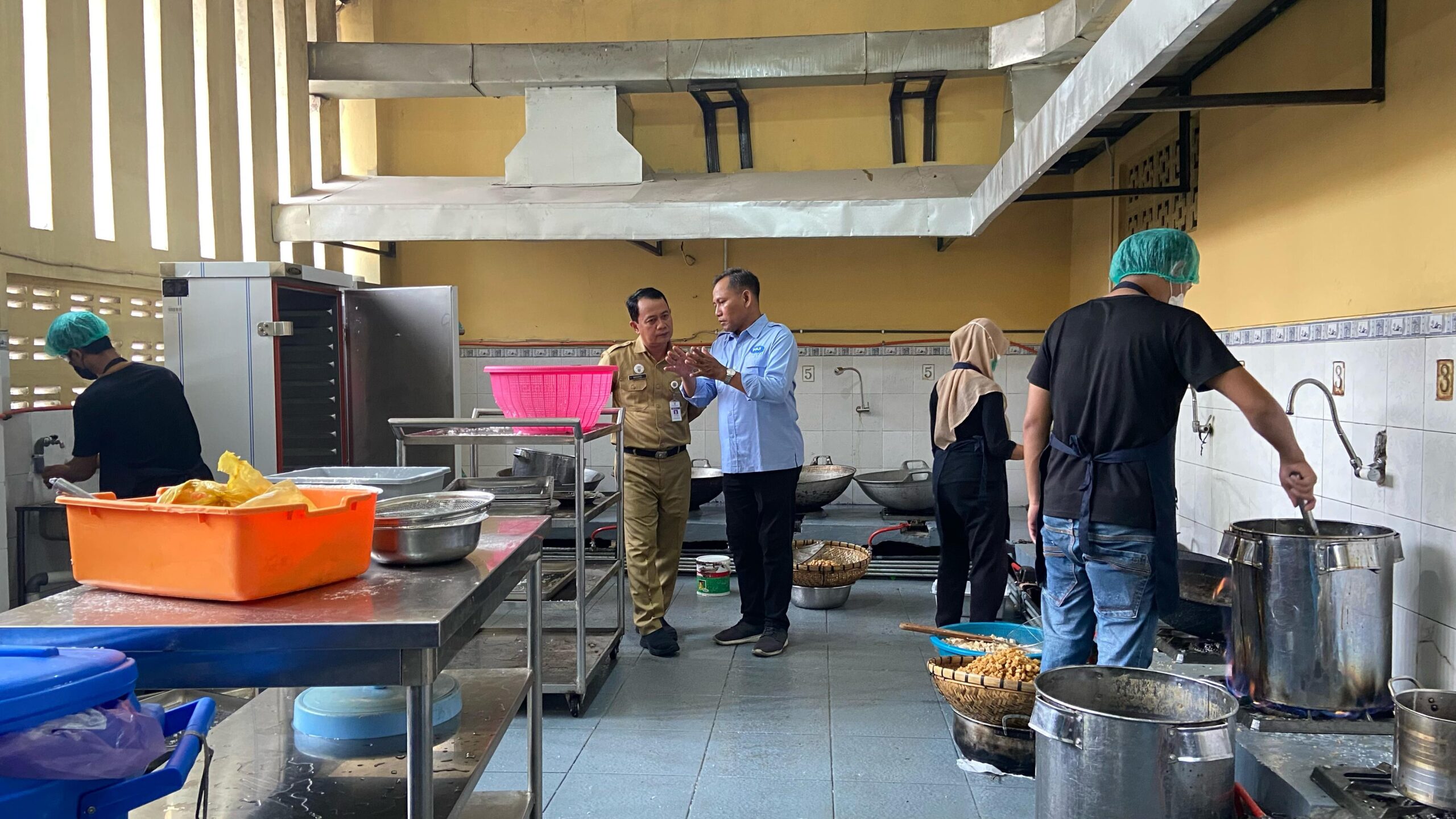 contoh dapur makan bergizi gratis